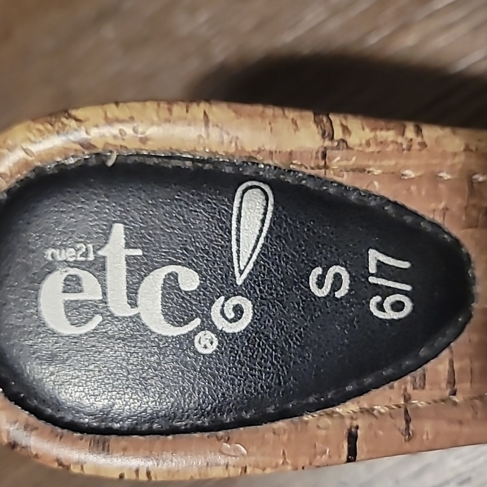 Shoes - Picture 2 of 3